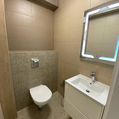 Долгосрочная аренда современной 3-комнатной квартиры, район Бриз, Варна, Болгария